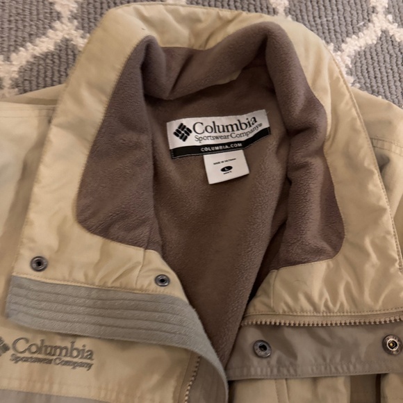 Columbia Sportswear Beige Fleece-Lined Jacket - Picture 1 of 3